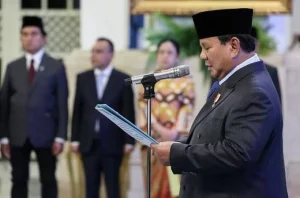 Presiden Prabowo Kumpulkan Seluruh Menteri di Istana Bogor Malam Ini