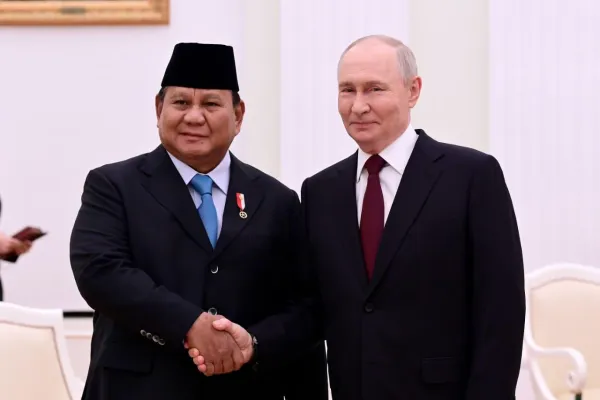 Ucapkan Selamat Ulang Tahun ke Prabowo, Putin: Saya Doakan Senantiasa Sehat dan Sukses